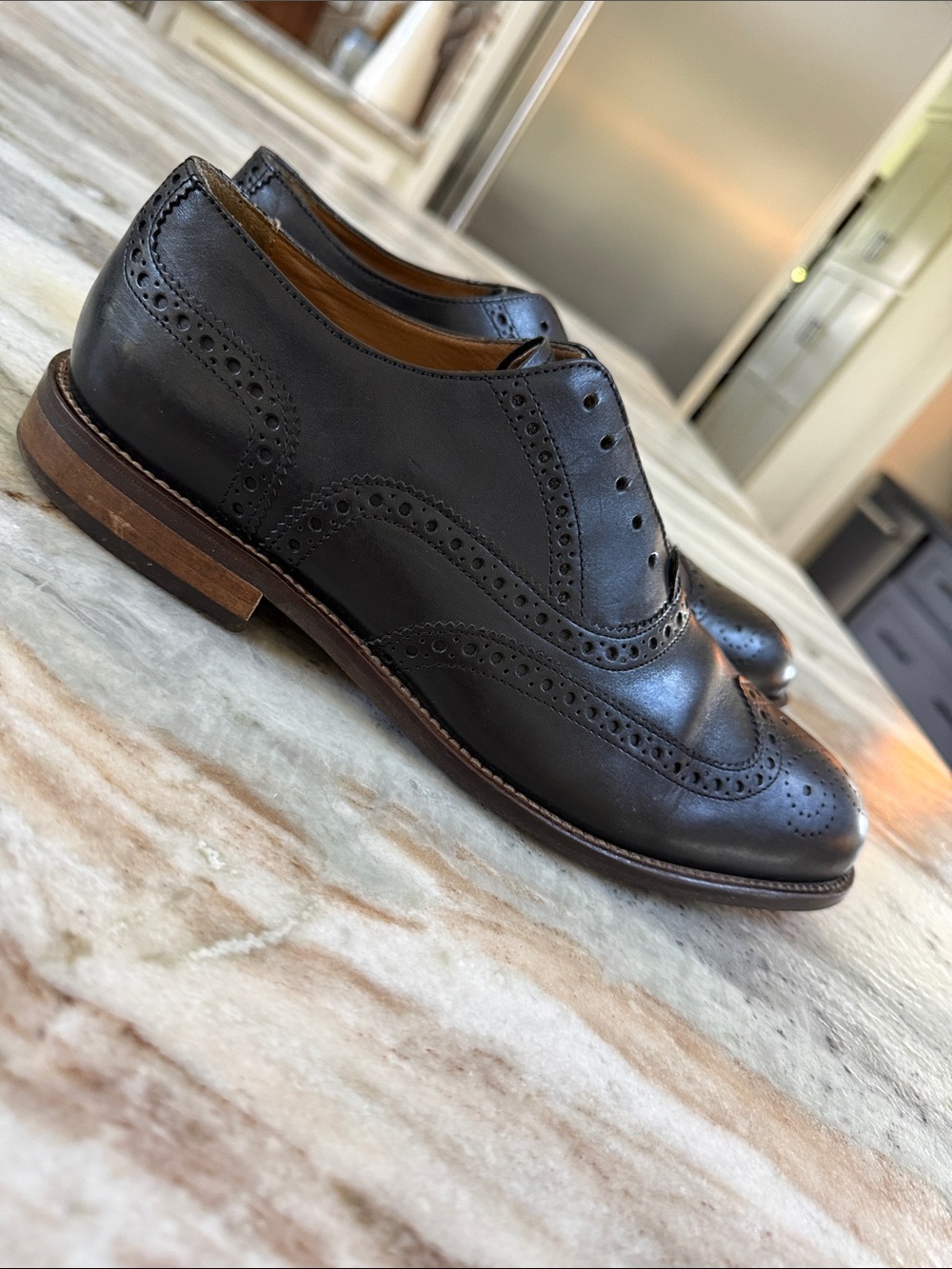 Men’s FLORSHEIM black leather lace up shoes 
sz 9 D